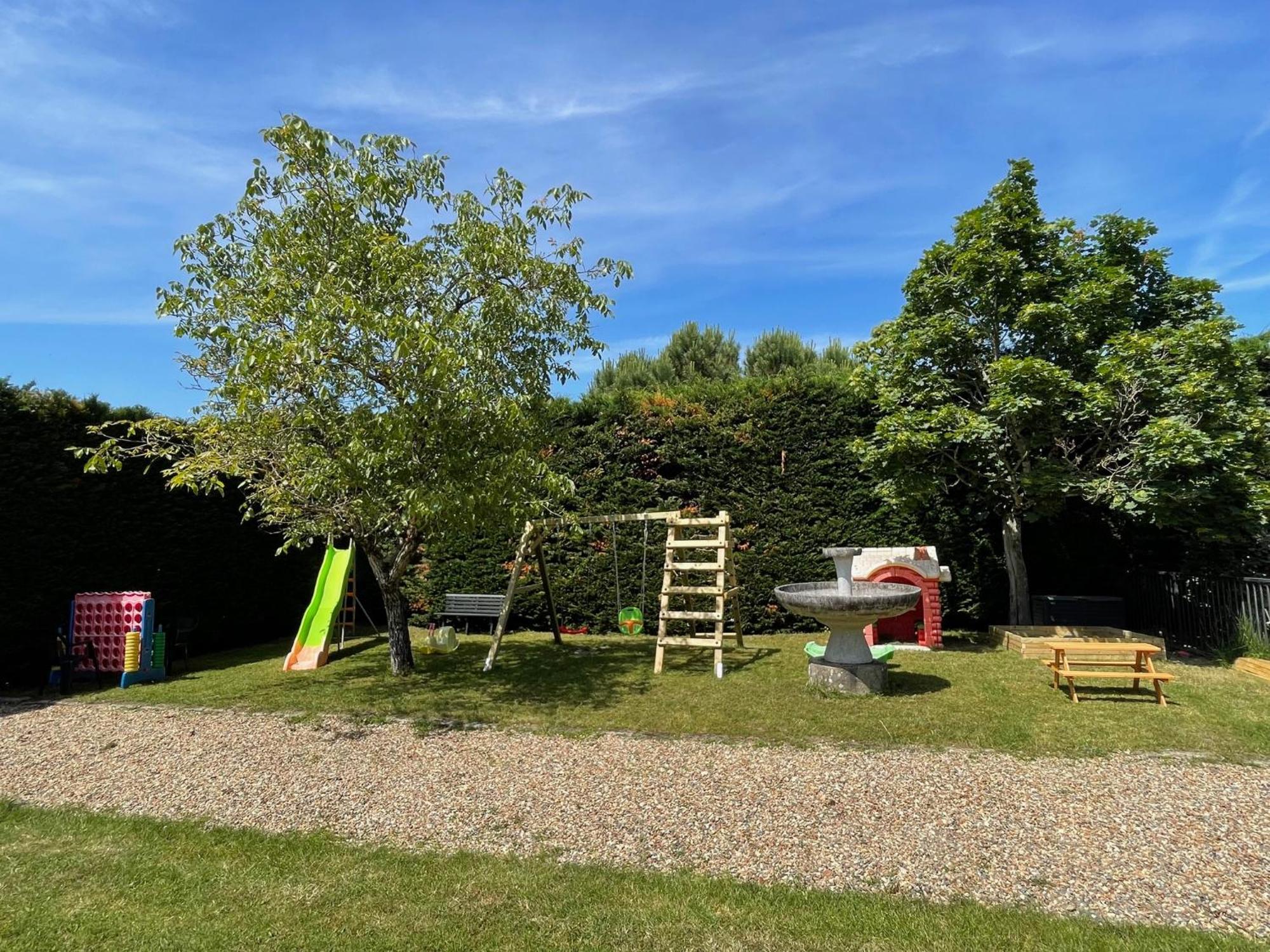 Le Clos Des Trois Provinces, Zoo De Beauval Noyers-sur-Cher Eksteriør billede